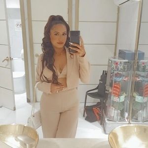 Meet your Posher, Emil